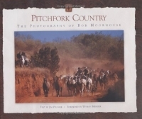 Pitchfork Country: The Photography of Bob Moorhouse артикул 9905d.